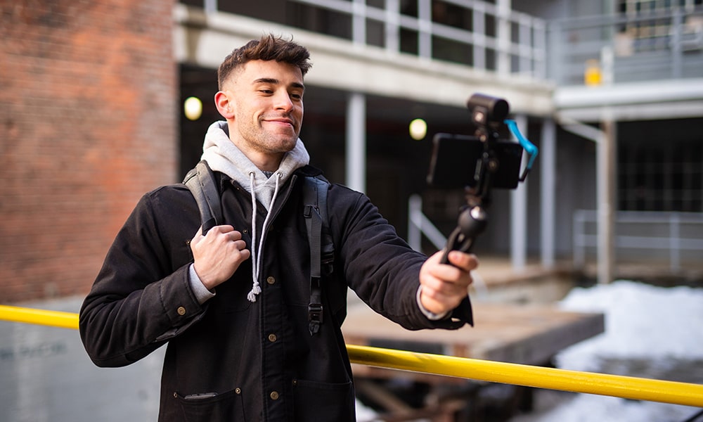 afial-sennheiser-kits-moviles-vloggers-creadores Soluciones ágiles para vloggers y creadores con los kits móviles Sennheiser