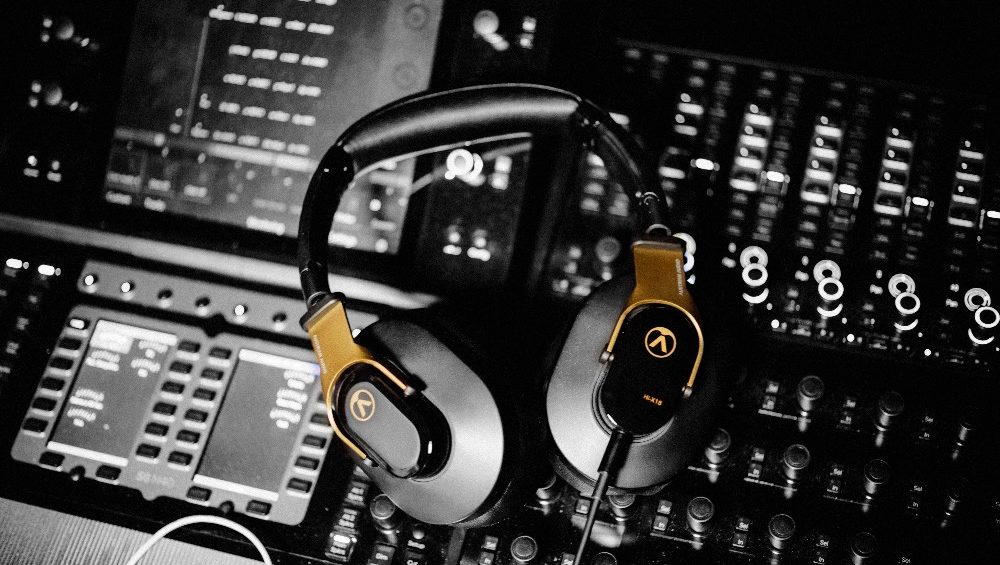 afial-zentralmedia-austrian-audio-black-friday-2026 Lanzamiento oficial: Hi-X18 Gold de Austrian Audio