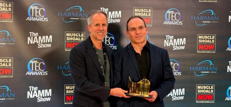 El Sennheiser MD 421 Kompakt recibe el 41º Premio Anual NAMM TEC al Logro Técnico