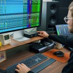 Confianza en la traducción: por qué Rob Lynn incorporó el ORIA Mini a su estudio de Los Ángeles