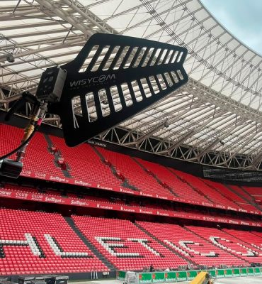 Fluge Euskadi confía en la tecnología de Wisycom y Axis Audio para el diseño RF de los conciertos de Zetak en San Mamés